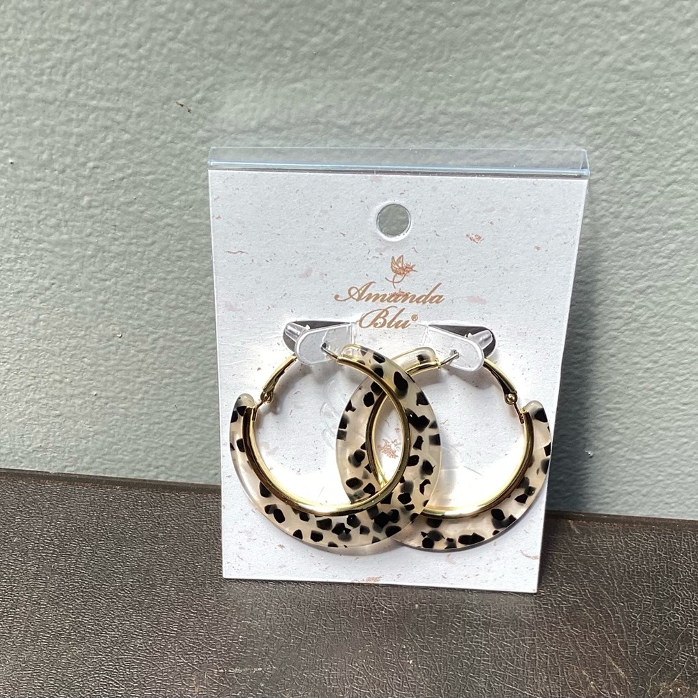 NWT leopard print Hoop Earrings